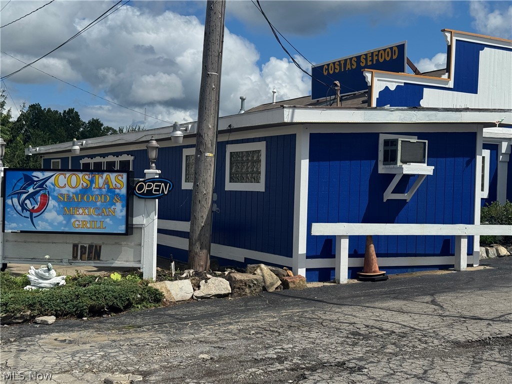 28 Jacobs Road Youngstown OH 44505