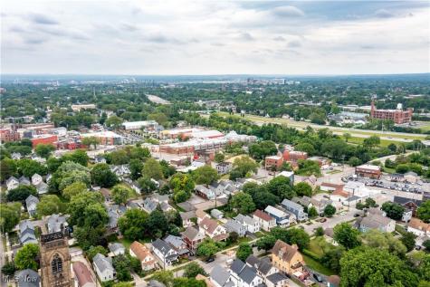 1966 W 52nd Street Cleveland OH 44102