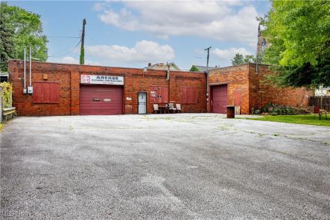 1966 W 52nd Street Cleveland OH 44102