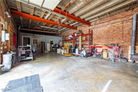 1966 W 52nd Street Cleveland OH 44102