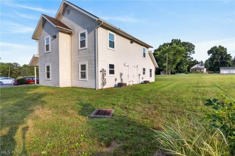 2814 Vestal Road Youngstown OH 44509