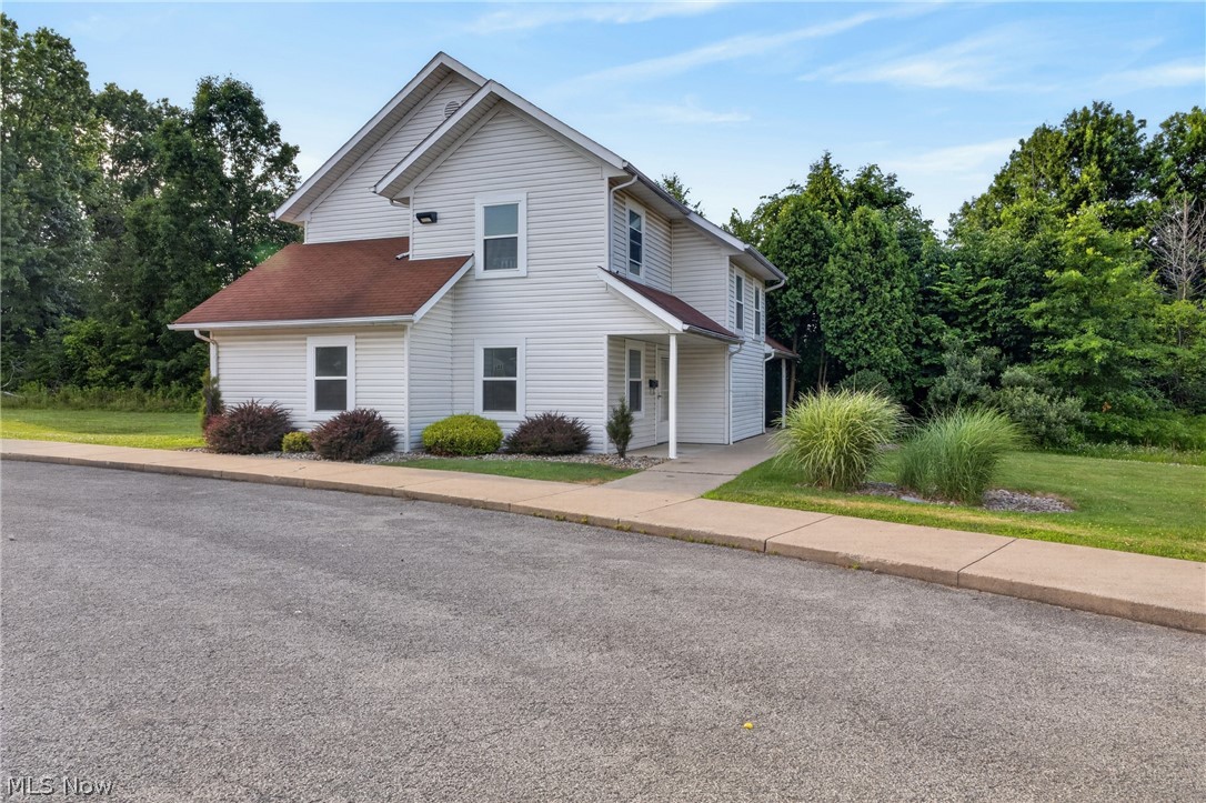 2814 Vestal Road Youngstown OH 44509