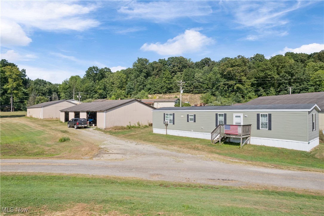 9569 State Route 39 NE Sherrodsville OH 44675