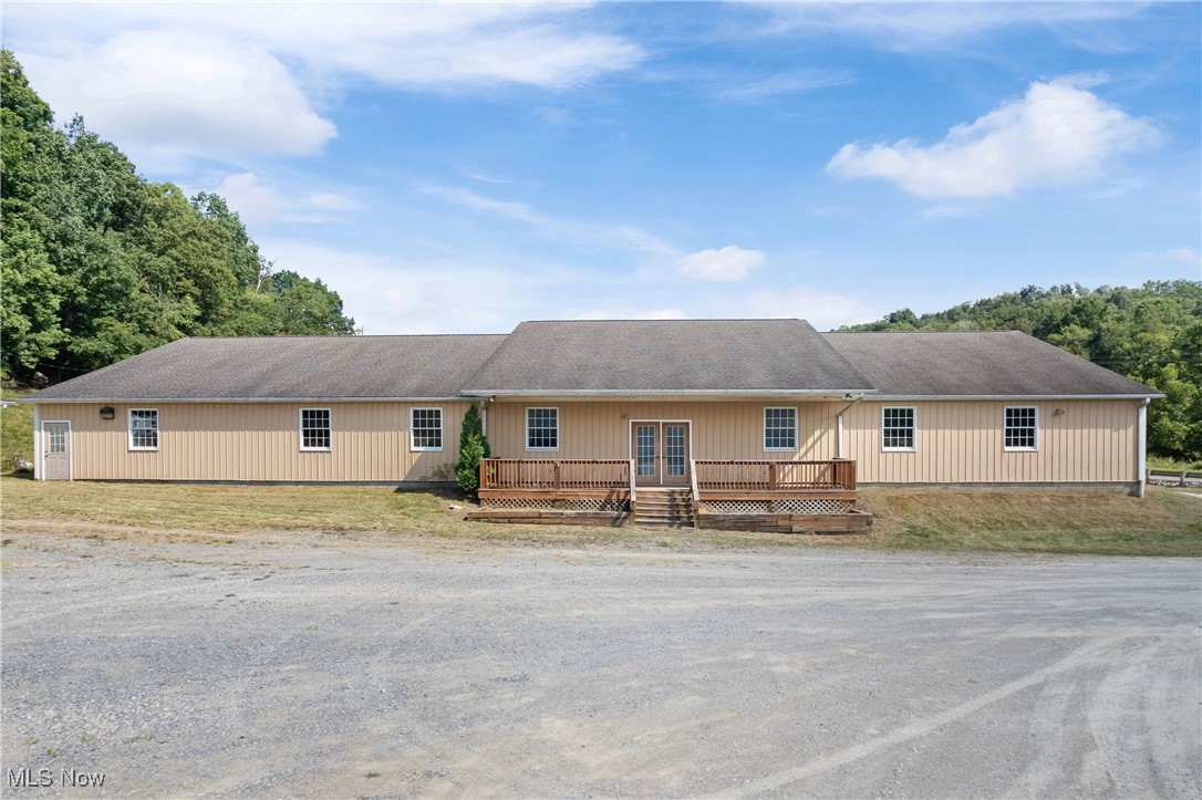 9569 State Route 39 NE Sherrodsville OH 44675