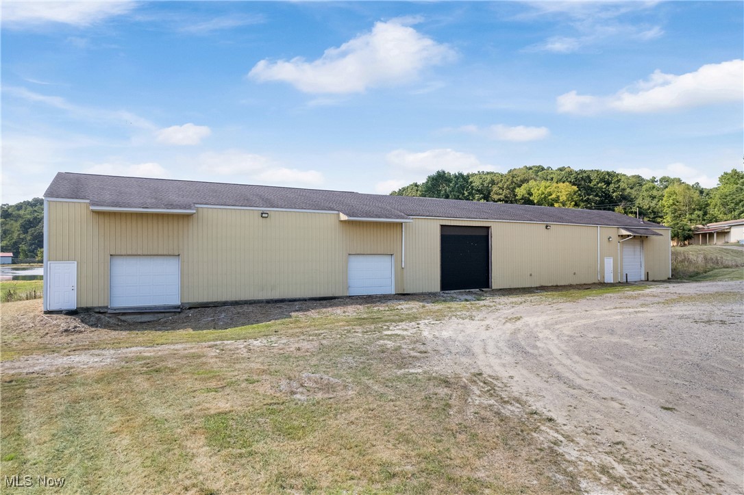 9569 State Route 39 NE Sherrodsville OH 44675