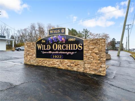 1922 Whipple Avenue NW Canton OH 44708