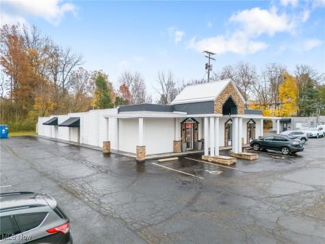 1922 Whipple Avenue NW Canton OH 44708