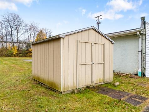 1922 Whipple Avenue NW Canton OH 44708