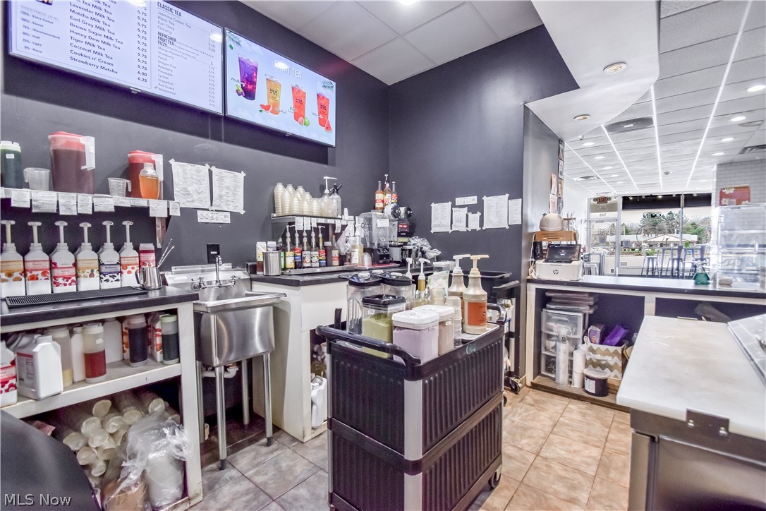 7868 Broadview Road Parma OH 44134