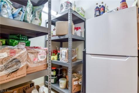 7868 Broadview Road Parma OH 44134