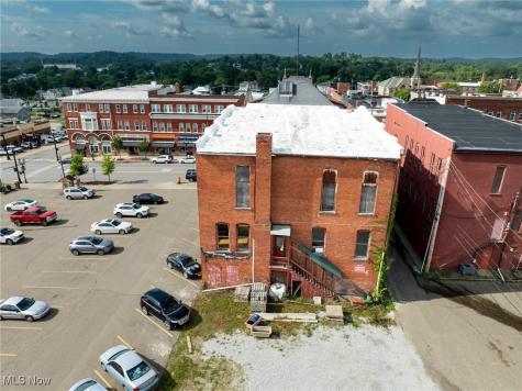 622 Wheeling Avenue Cambridge OH 43725