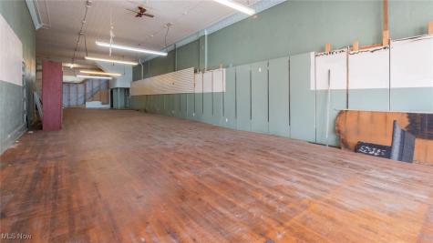 622 Wheeling Avenue Cambridge OH 43725