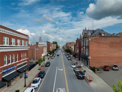 622 Wheeling Avenue Cambridge OH 43725