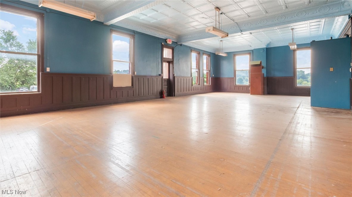 622 Wheeling Avenue Cambridge OH 43725