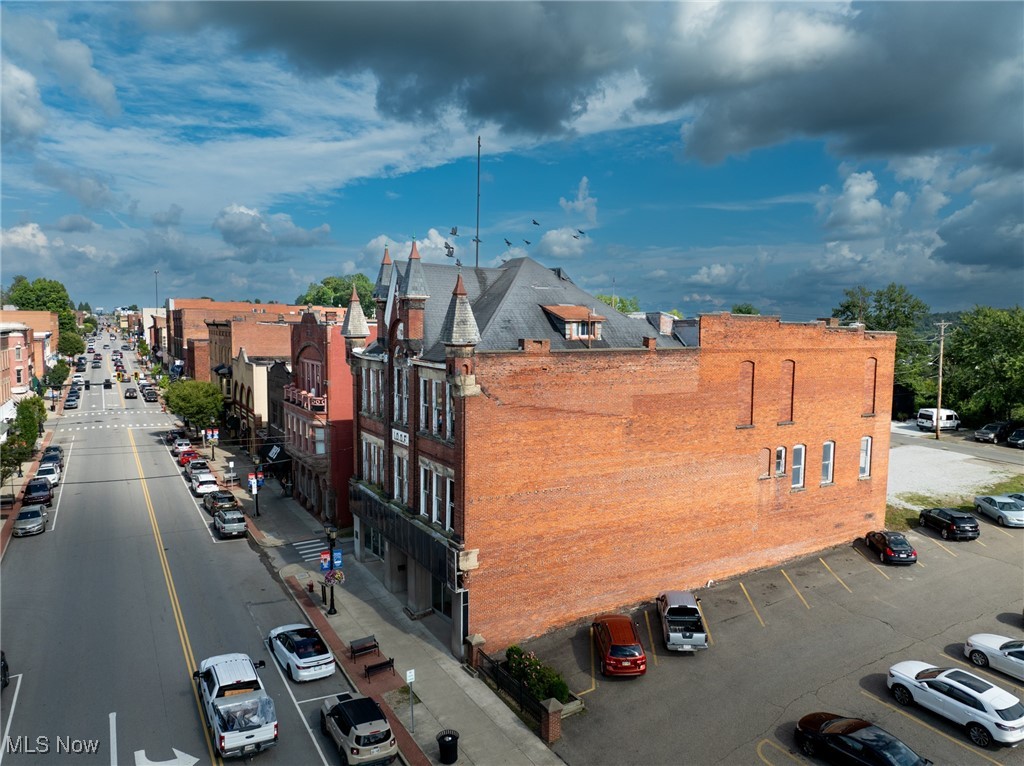 622 Wheeling Avenue Cambridge OH 43725