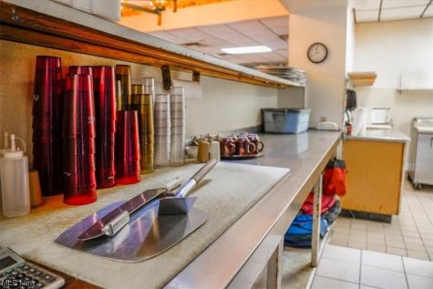 4861 N Ridge Ashtabula OH 44004