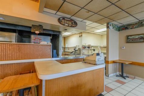 4861 N Ridge Ashtabula OH 44004