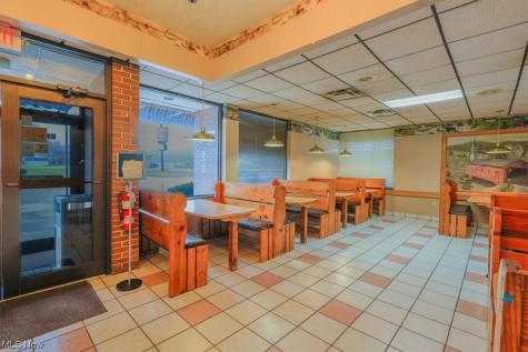 4861 N Ridge Ashtabula OH 44004