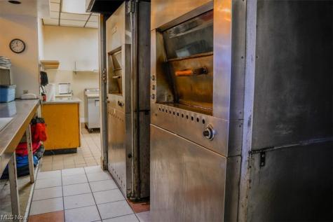 4861 N Ridge Ashtabula OH 44004