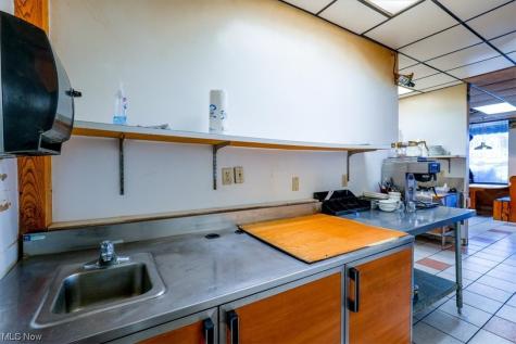 4861 N Ridge Ashtabula OH 44004