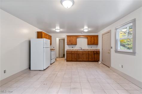 346 E Bowman Street Wooster OH 44691