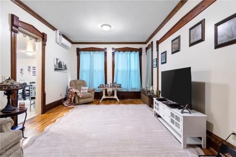 346 E Bowman Street Wooster OH 44691