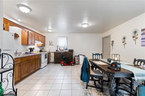 346 E Bowman Street Wooster OH 44691