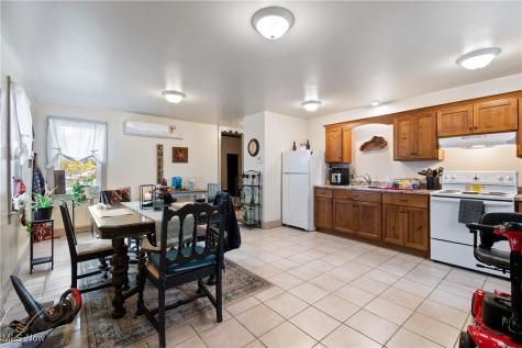 346 E Bowman Street Wooster OH 44691