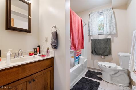 346 E Bowman Street Wooster OH 44691