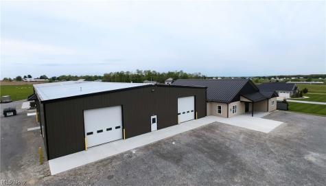 7907 Nonpariel Road Fredericksburg OH 44627