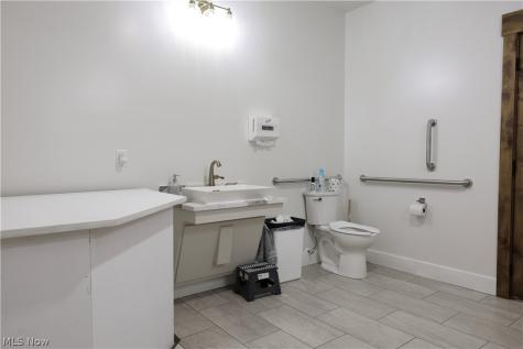 7907 Nonpariel Road Fredericksburg OH 44627