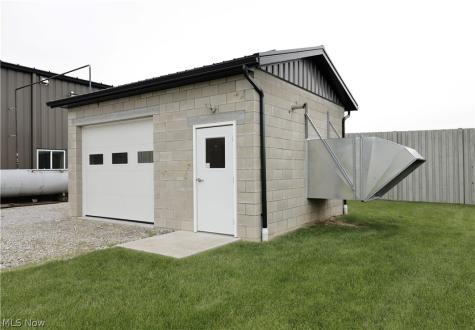 7907 Nonpariel Road Fredericksburg OH 44627