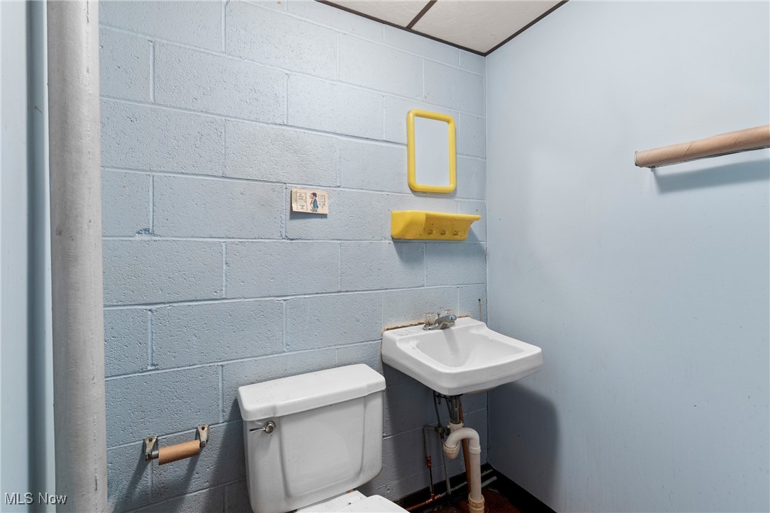 97 W 41st Street Shadyside OH 43947