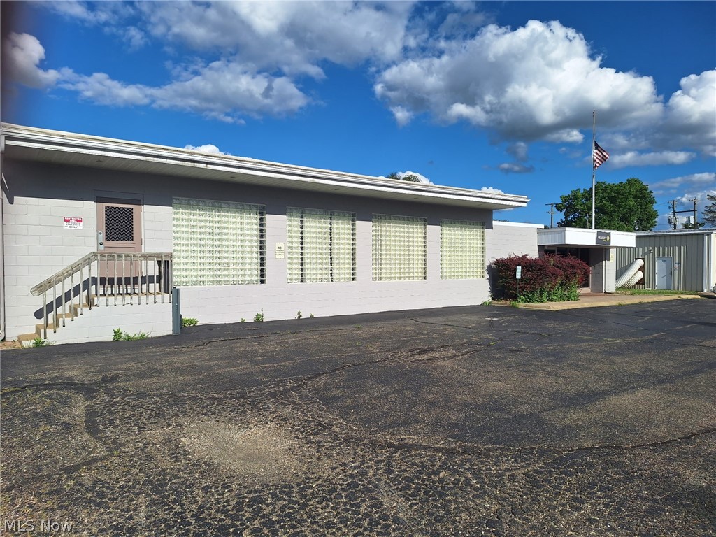 534 N 1st Street Cambridge OH 43725