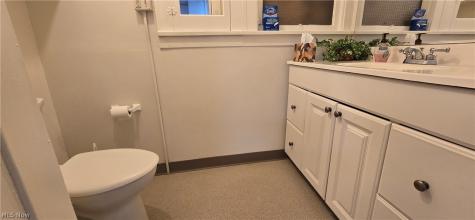 4711 Brookpark Road Parma OH 44134