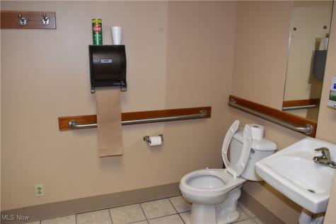 9 S 5th Street Martins Ferry OH 43935