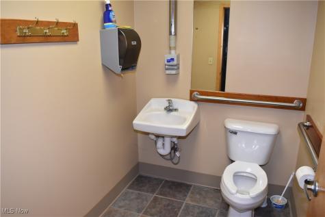 9 S 5th Street Martins Ferry OH 43935