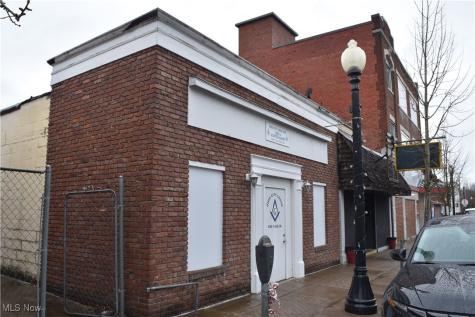 9 S 5th Street Martins Ferry OH 43935