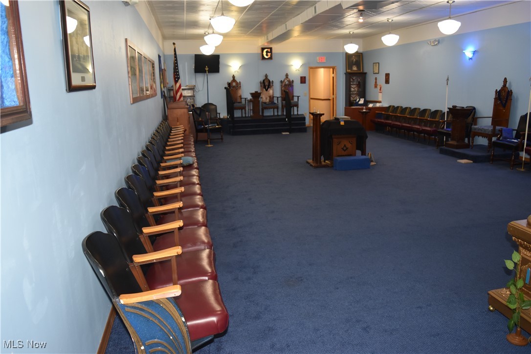 9 S 5th Street Martins Ferry OH 43935