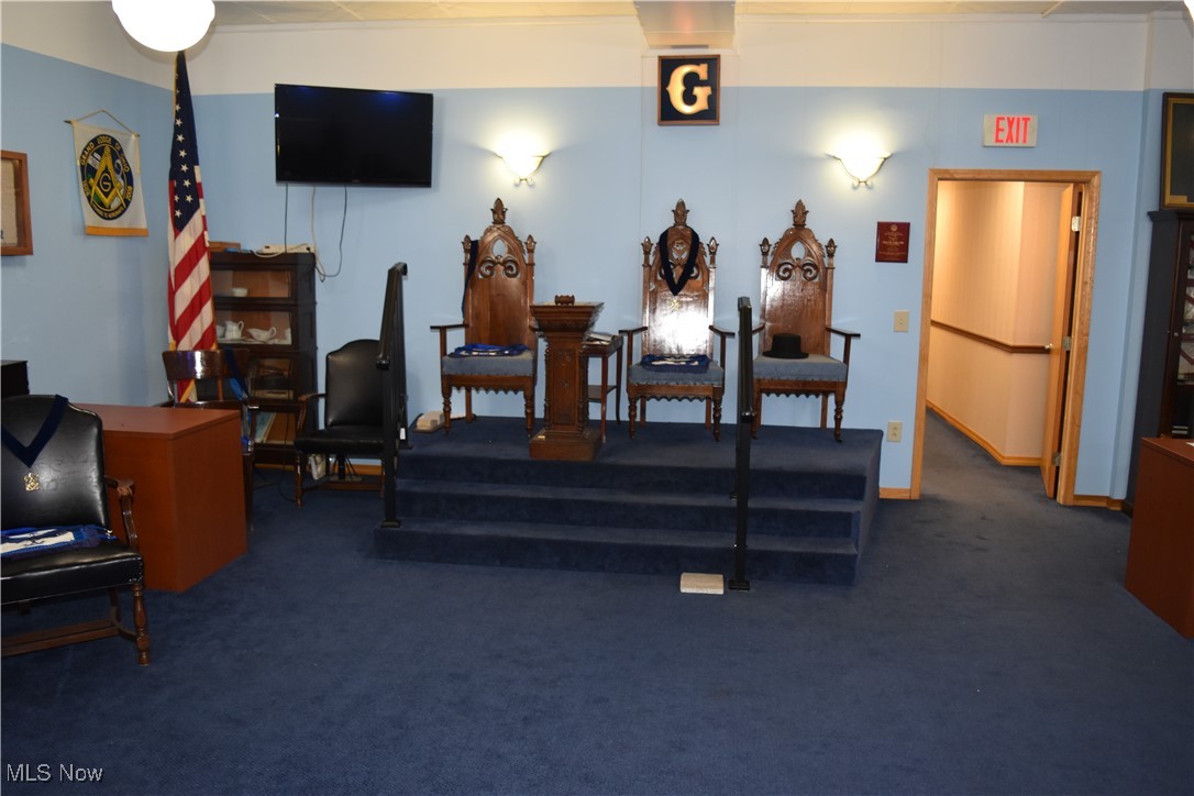 9 S 5th Street Martins Ferry OH 43935