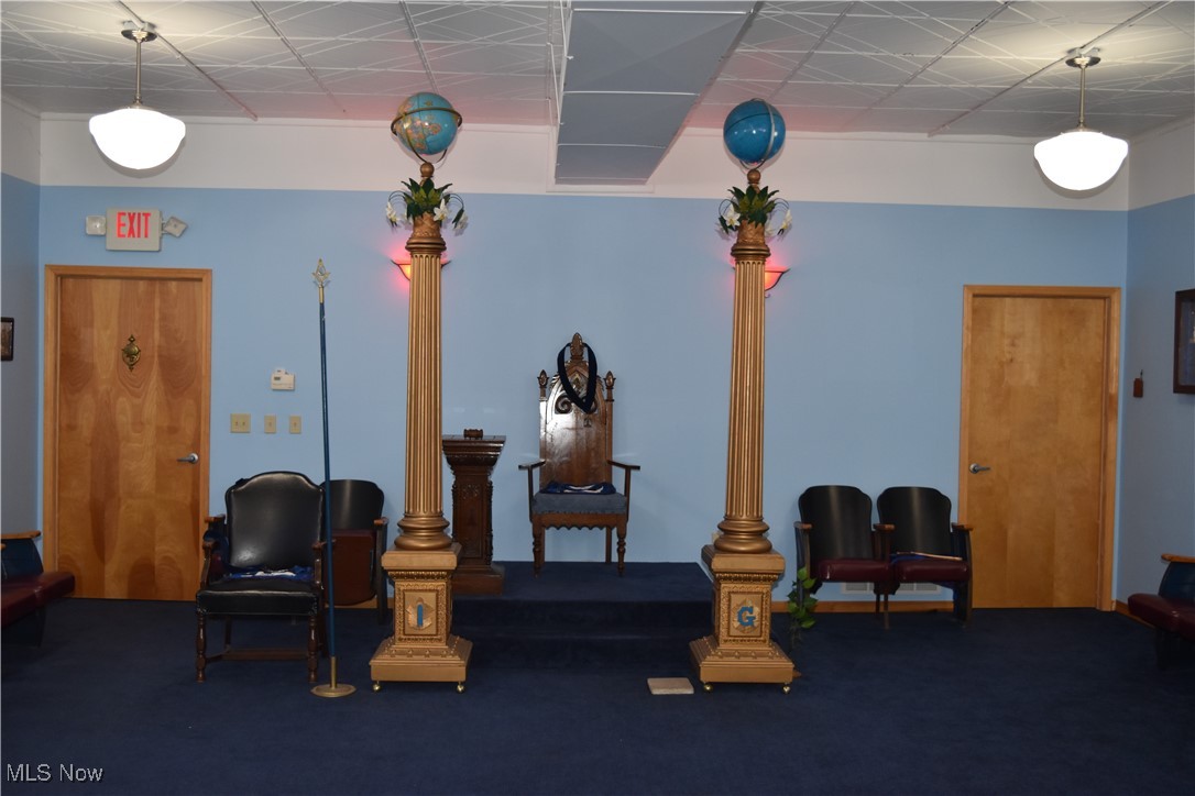 9 S 5th Street Martins Ferry OH 43935