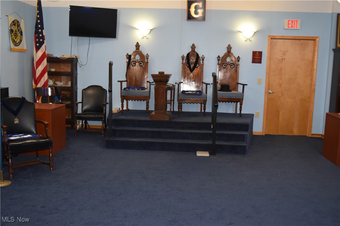 9 S 5th Street Martins Ferry OH 43935