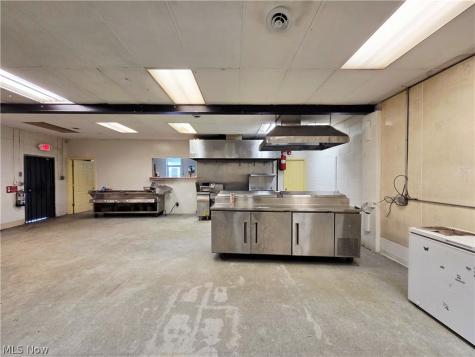 2229 W 21st Street W Lorain OH 44052