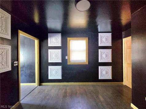 2229 W 21st Street W Lorain OH 44052