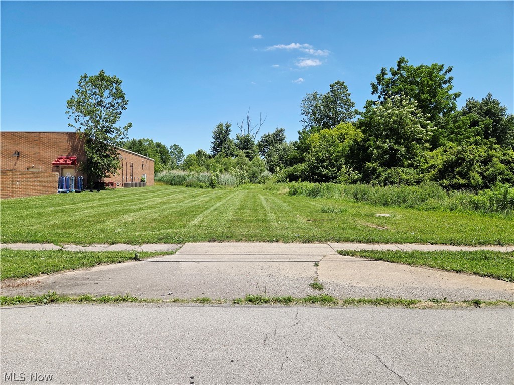 2229 W 21st Street W Lorain OH 44052