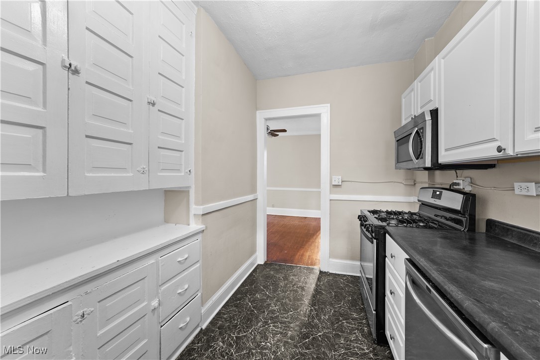 2122 Surrey Road Cleveland Heights OH 44106