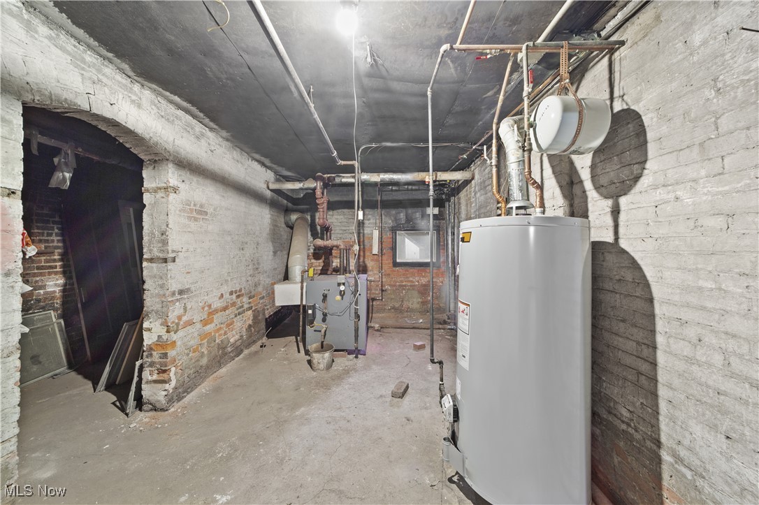 2122 Surrey Road Cleveland Heights OH 44106