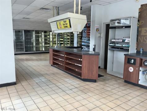 1414 Chestnut Street Coshocton OH 43812