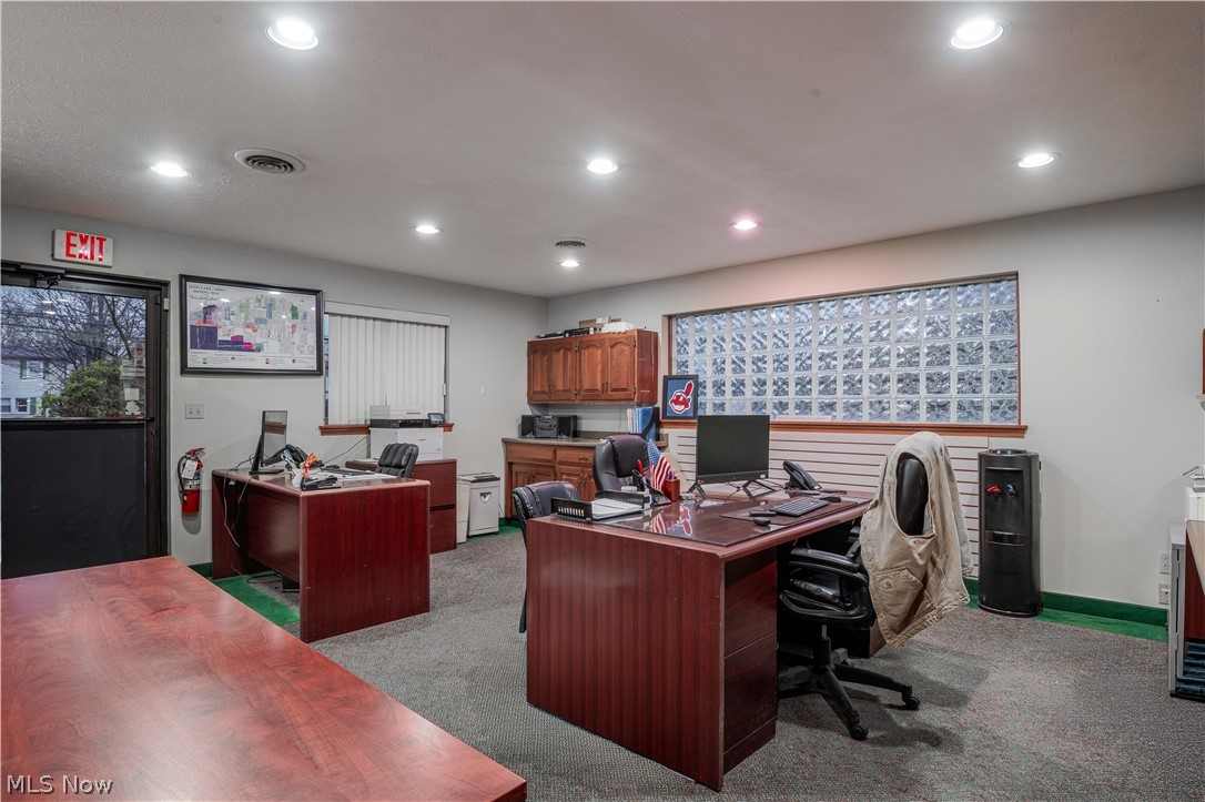186 Lear Road Avon Lake OH 44012