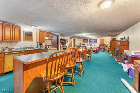 11 Canal Street E Navarre OH 44662